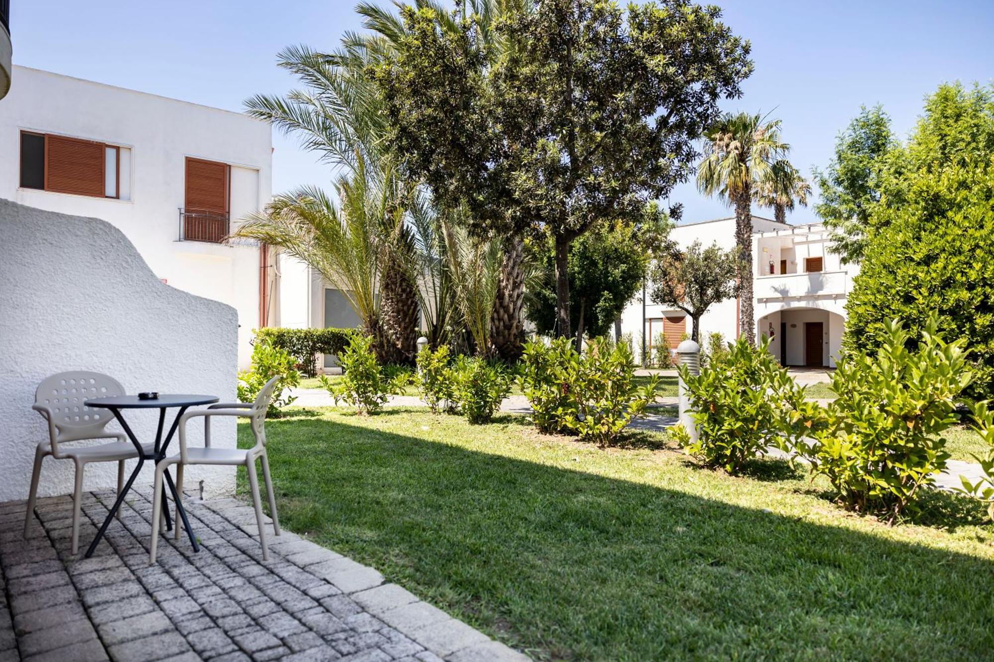 Blu Salento Village Sant Isidoro  Ngoại thất bức ảnh